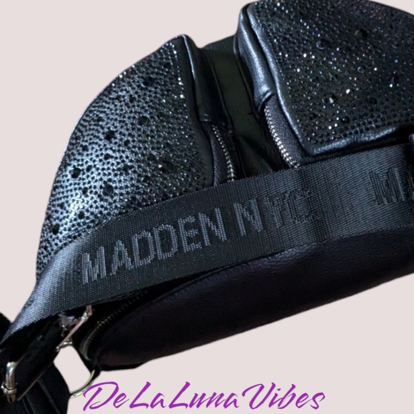 NEW Unisex Black on Black Shimmer 3-Pocket Adjustable Waist Bag - Picture 8 of 8